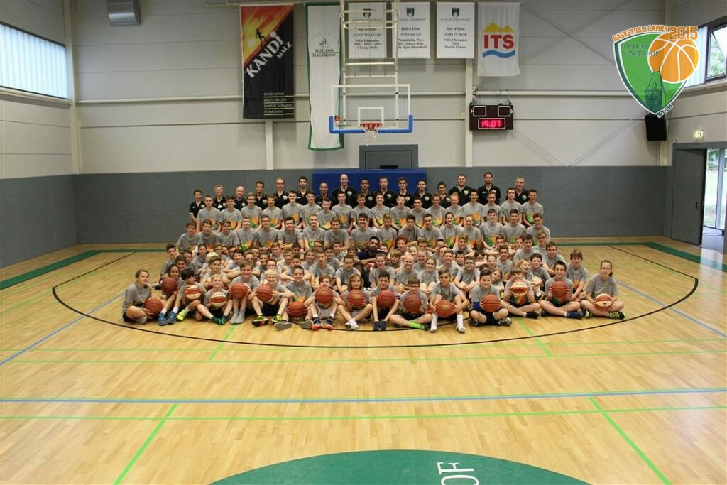 172. Basketballcamp am Schloss Hagerhof – Camper und Coaches