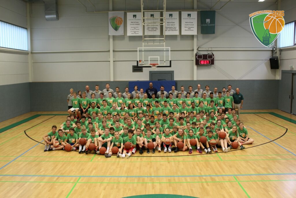 183. Basketballcamp am Schloss Hagerhof – Camper und Coaches