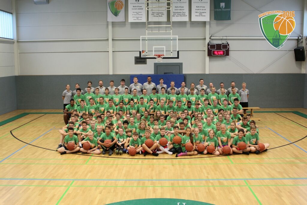 186. Basketballcamp am Schloss Hagerhof – Camper und Coaches