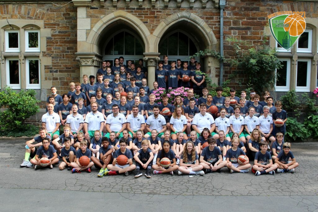 230. Basketballcamp am Schloss Hagerhof – Camper und Coaches