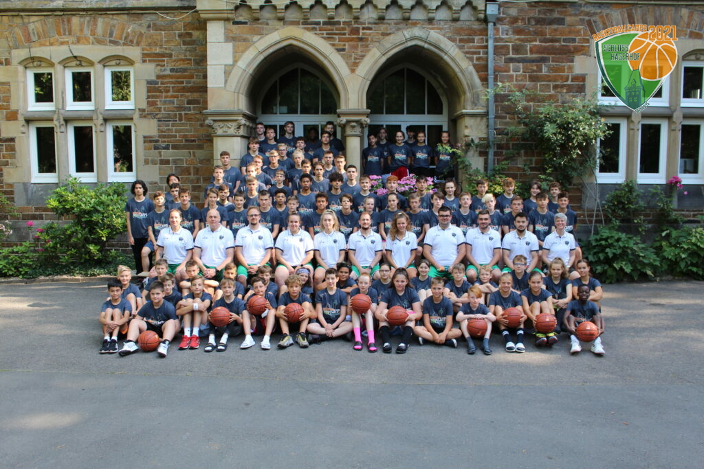 231. Basketballcamp am Schloss Hagerhof – Camper und Coaches