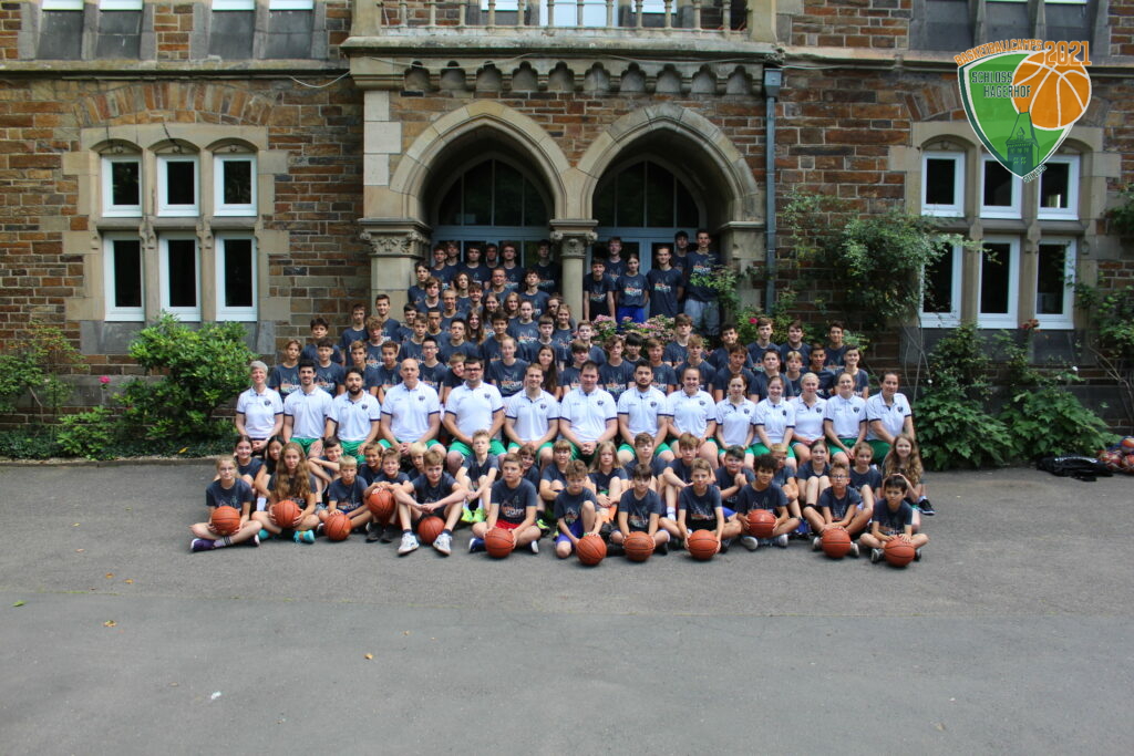 233. Basketballcamp am Schloss Hagerhof – Camper und Coaches